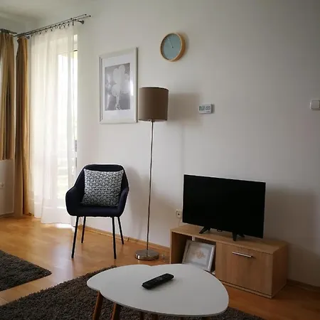 Apartmán Voeroesmarty - Belvaros - Downtown Miškovec
