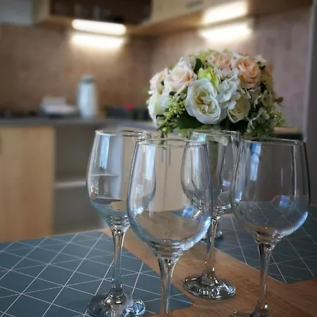 Voeroesmarty - Belvaros - Downtown Apartmán