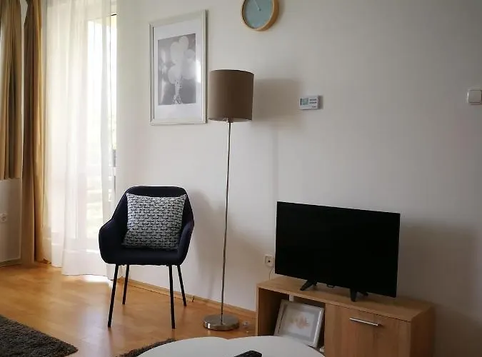 Apartament Voeroesmarty - Belvaros - Downtown Miszkolc