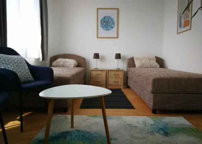 Voeroesmarty - Belvaros - Downtown Apartament *